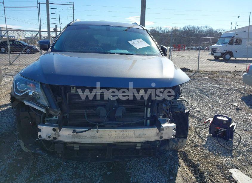 Photo 12 of 2017 Nissan Pathfinder PLATINUM (VIN 5N1DR2MN8HC629830)