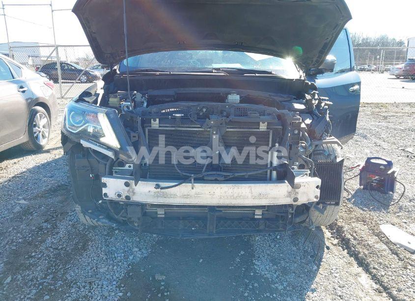 Photo 6 of 2017 Nissan Pathfinder PLATINUM (VIN 5N1DR2MN8HC629830)