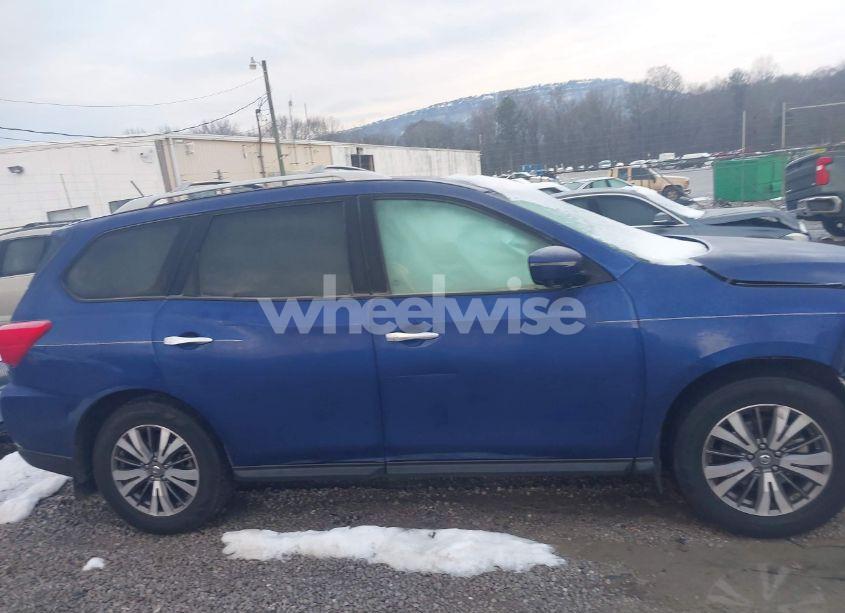 Photo 13 of 2017 Nissan Pathfinder SL (VIN 5N1DR2MN8HC634008)