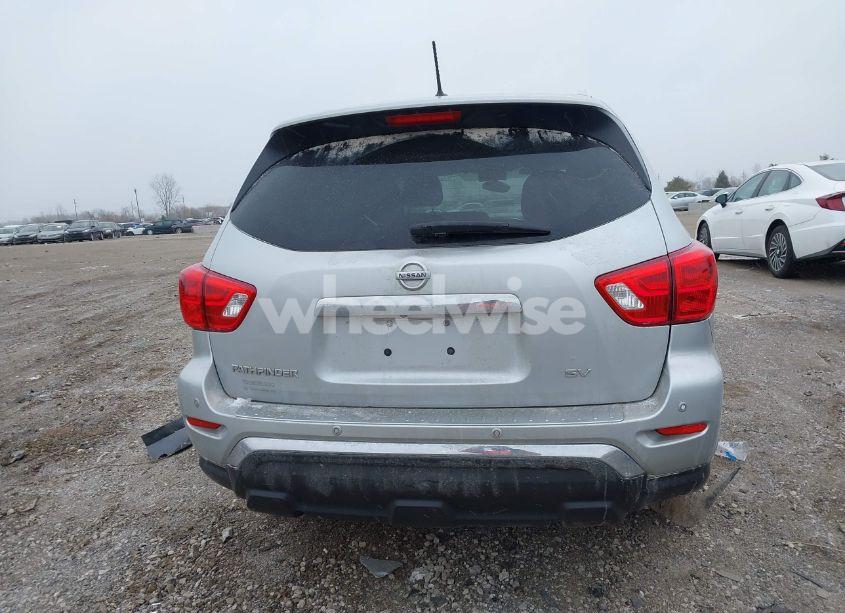 Photo 16 of 2017 Nissan Pathfinder SV (VIN 5N1DR2MN8HC639550)