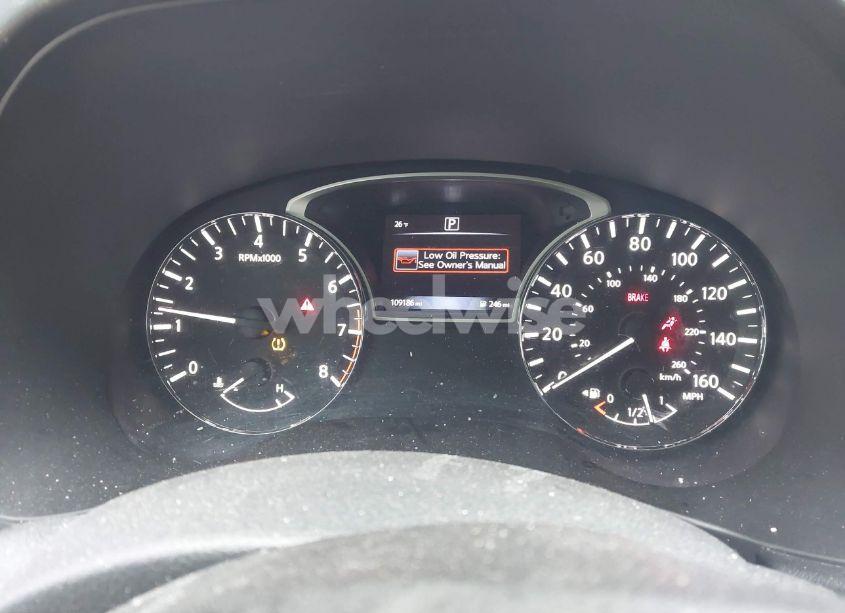 Photo 7 of 2017 Nissan Pathfinder SV (VIN 5N1DR2MN8HC639550)