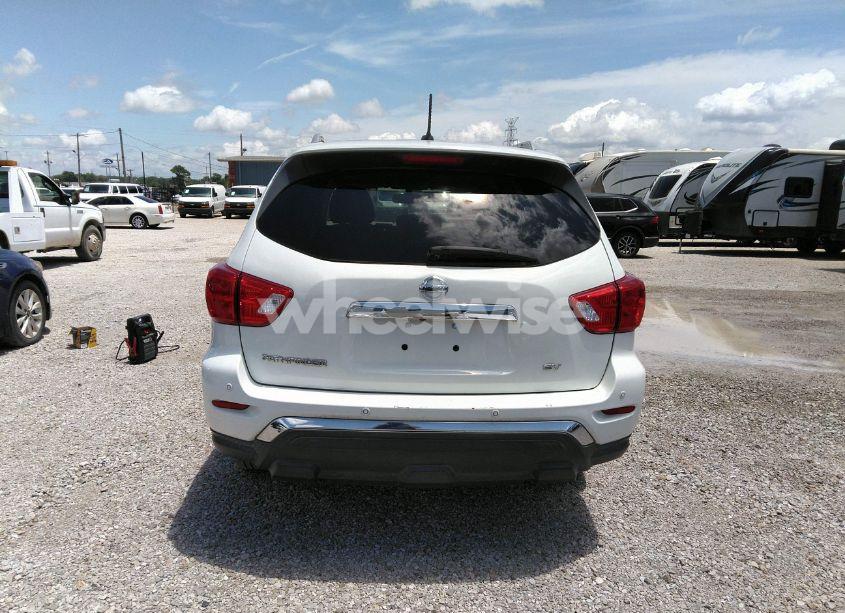 Photo 16 of 2017 Nissan Pathfinder SV (VIN 5N1DR2MN8HC665291)