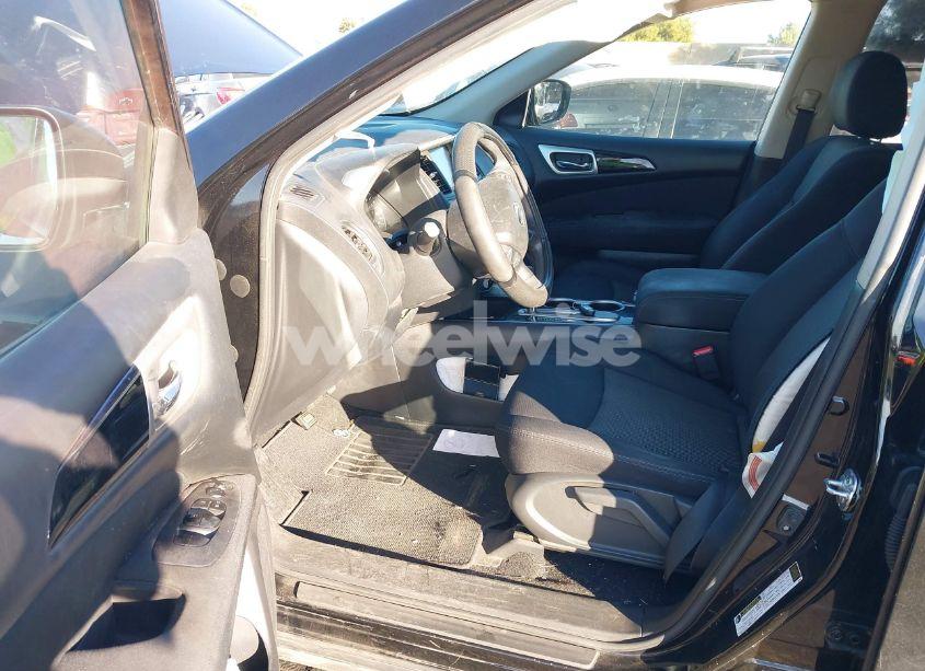 Photo 5 of 2017 Nissan Pathfinder S (VIN 5N1DR2MN8HC912194)