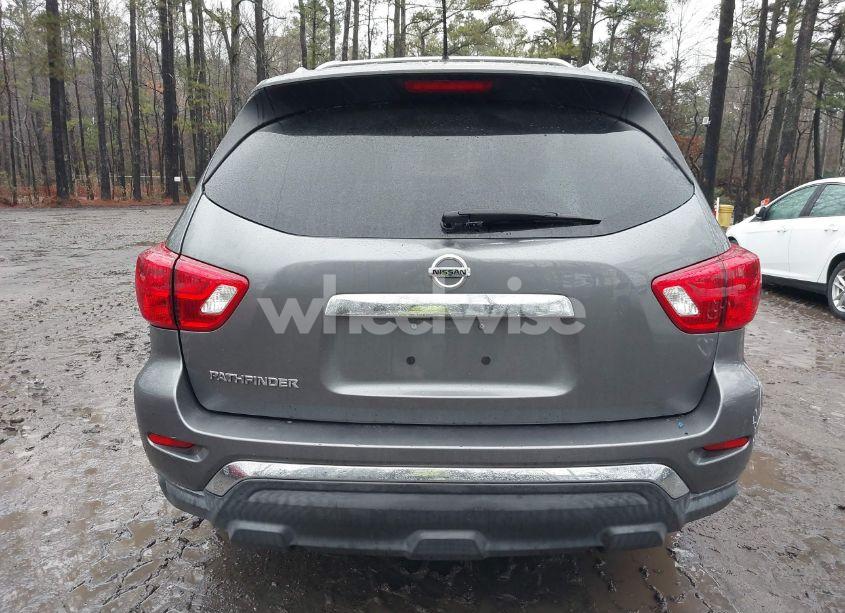 Photo 17 of 2018 Nissan Pathfinder S (VIN 5N1DR2MN8JC657097)