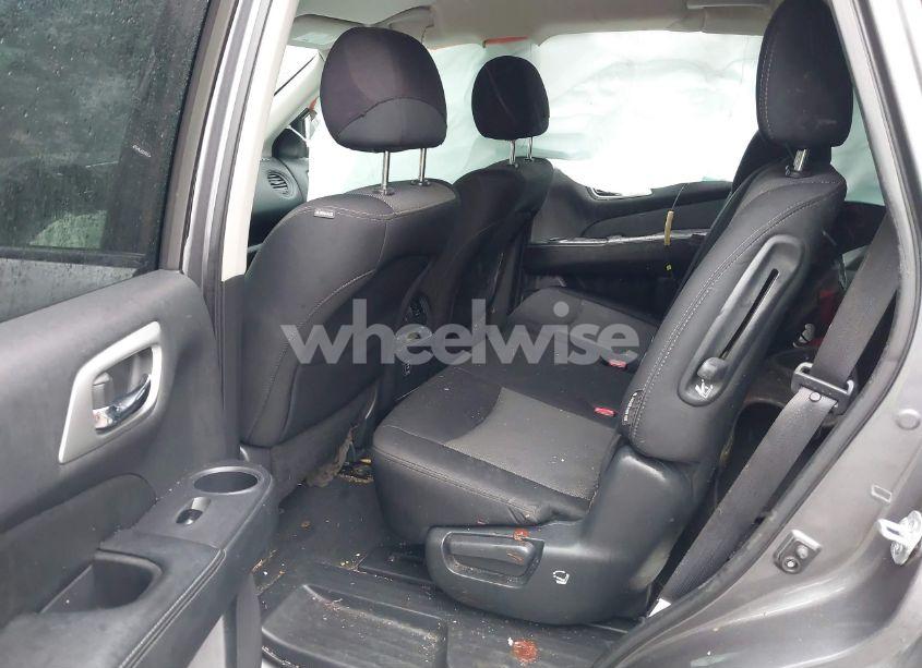 Photo 8 of 2018 Nissan Pathfinder S (VIN 5N1DR2MN8JC657097)