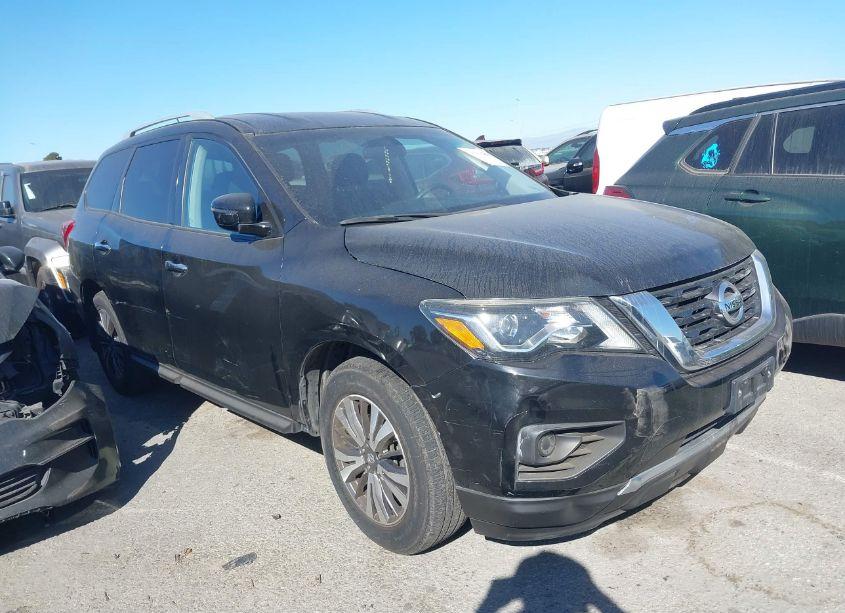 2017 Nissan Pathfinder S (VIN 5N1DR2MN9HC605262) main photo