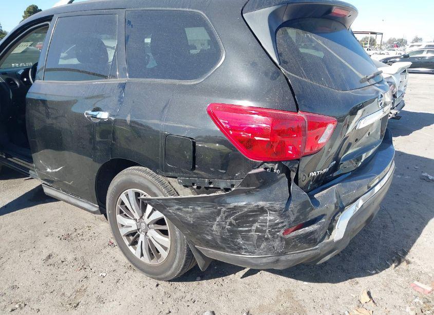 Photo 10 of 2017 Nissan Pathfinder S (VIN 5N1DR2MN9HC605262)