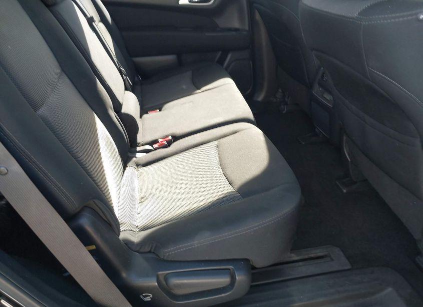 Photo 8 of 2017 Nissan Pathfinder S (VIN 5N1DR2MN9HC605262)