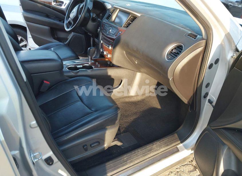 Photo 5 of 2017 Nissan Pathfinder PLATINUM (VIN 5N1DR2MN9HC620067)