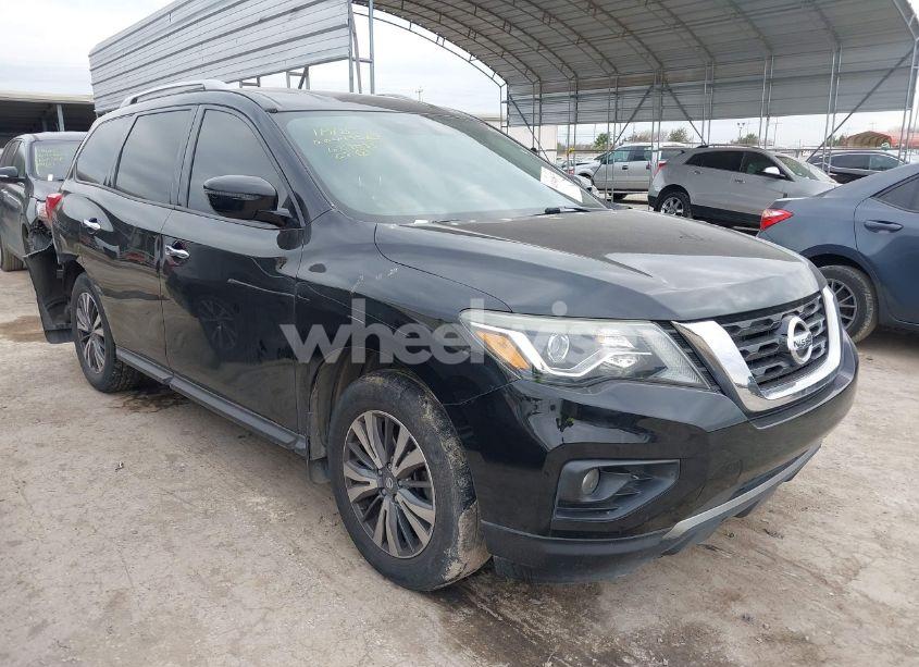 2017 Nissan Pathfinder SV (VIN 5N1DR2MN9HC627035) main photo