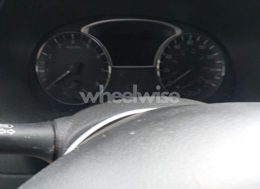 Photo 15 of 2017 Nissan Pathfinder SV (VIN 5N1DR2MN9HC664487)