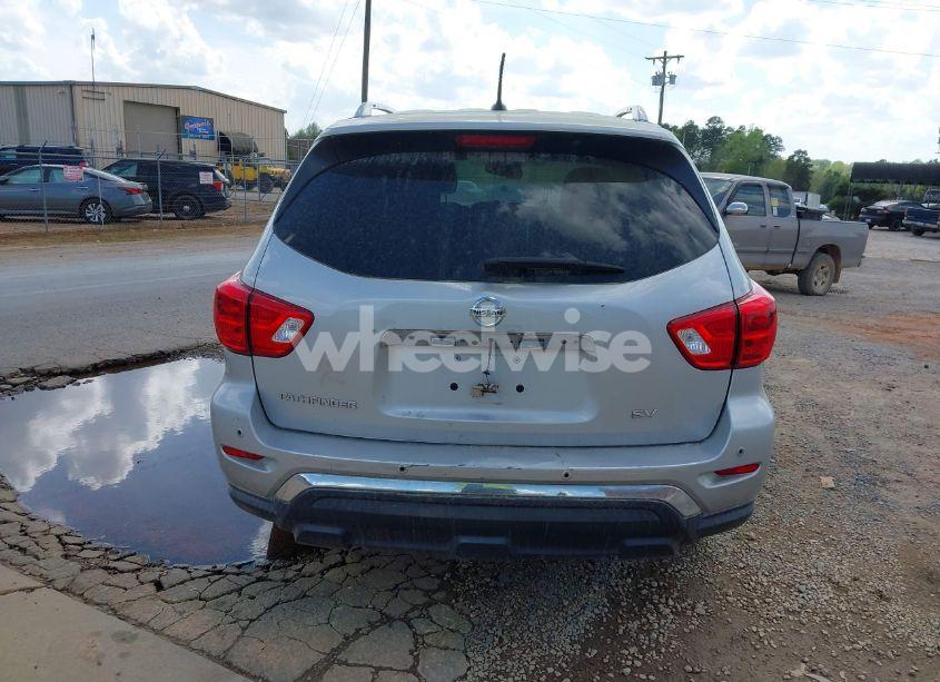 Photo 16 of 2017 Nissan Pathfinder SV (VIN 5N1DR2MN9HC664487)