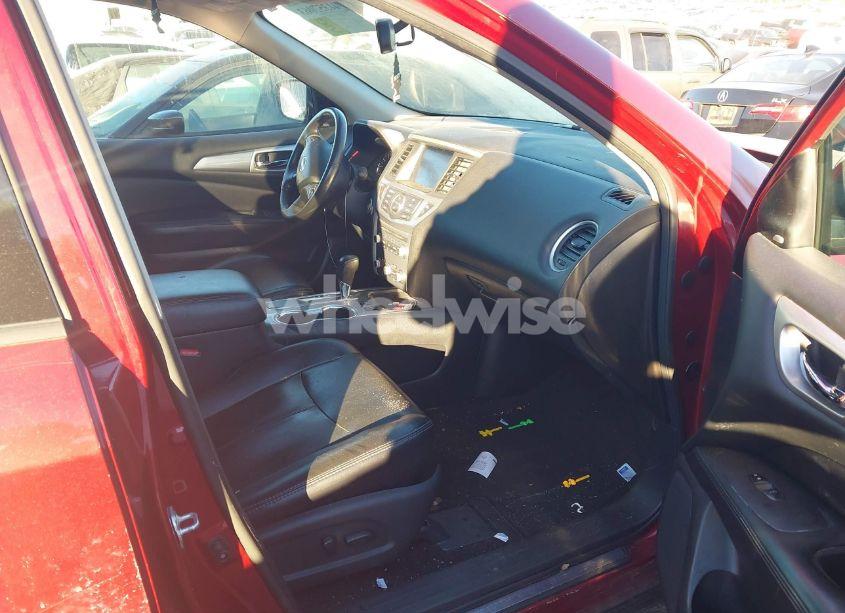 Photo 5 of 2017 Nissan Pathfinder SL (VIN 5N1DR2MN9HC669673)