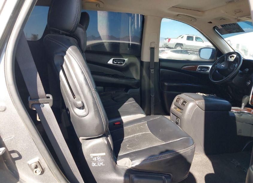 Photo 8 of 2017 Nissan Pathfinder PLATINUM (VIN 5N1DR2MN9HC680365)