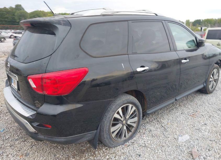 Photo 4 of 2017 Nissan Pathfinder S (VIN 5N1DR2MN9HC682665)
