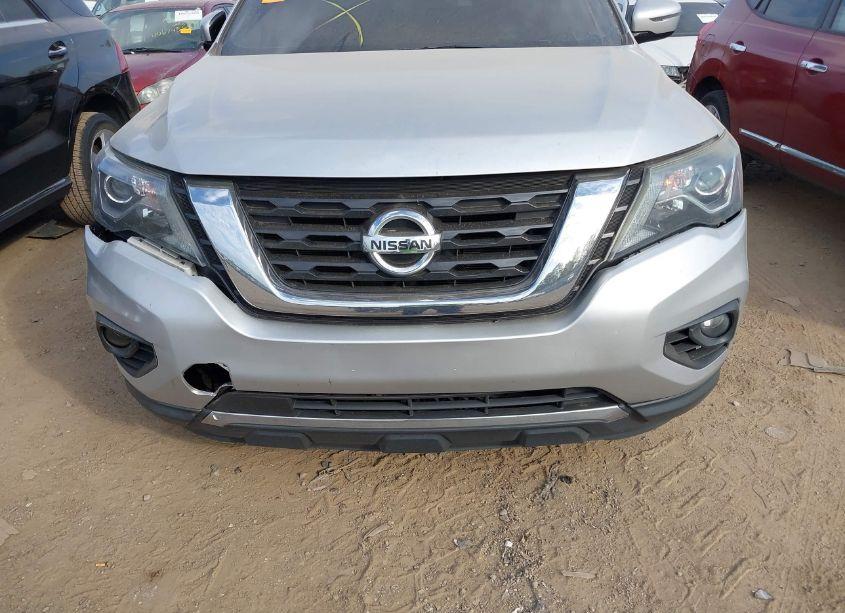 Photo 6 of 2017 Nissan Pathfinder SV (VIN 5N1DR2MN9HC697537)