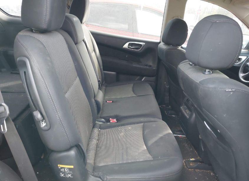 Photo 8 of 2017 Nissan Pathfinder SV (VIN 5N1DR2MN9HC697537)