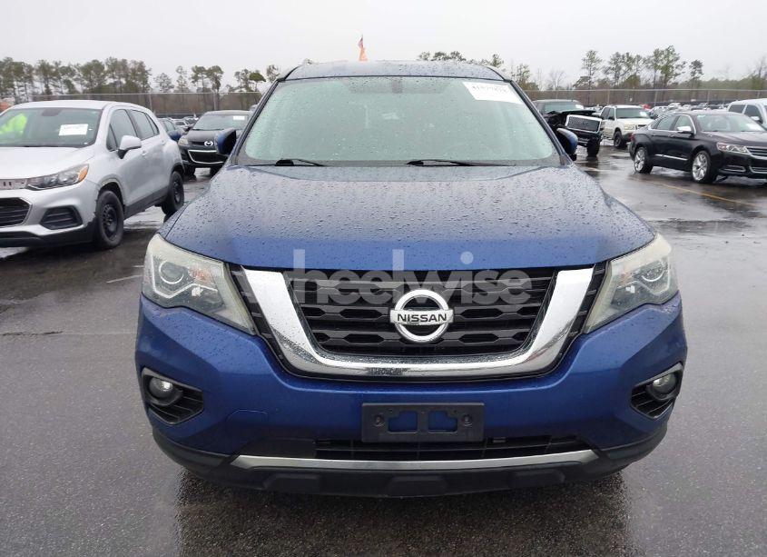 Photo 6 of 2017 Nissan Pathfinder SV (VIN 5N1DR2MN9HC900409)