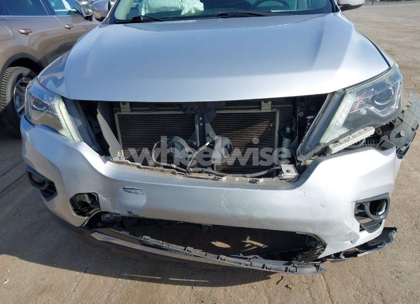 Photo 16 of 2018 Nissan Pathfinder SV (VIN 5N1DR2MN9JC643810)