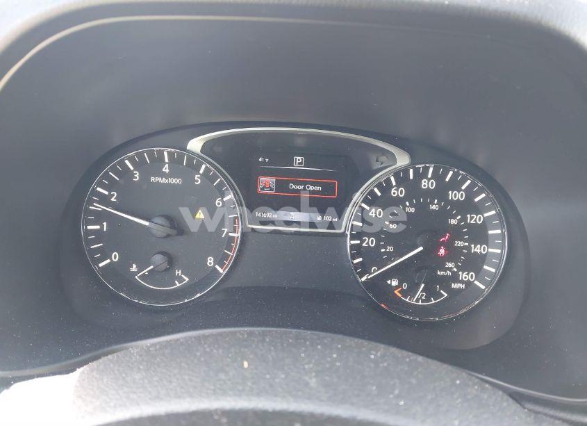 Photo 7 of 2018 Nissan Pathfinder SV (VIN 5N1DR2MN9JC643810)