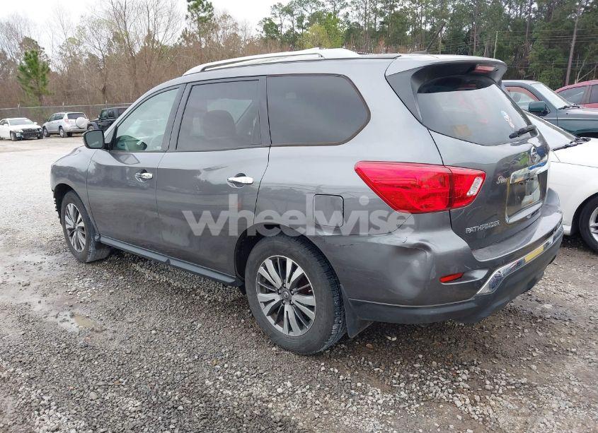 Photo 3 of 2018 Nissan Pathfinder S (VIN 5N1DR2MN9JC660767)