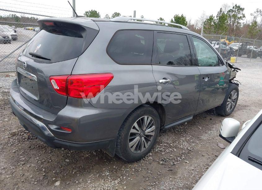 Photo 4 of 2018 Nissan Pathfinder S (VIN 5N1DR2MN9JC660767)