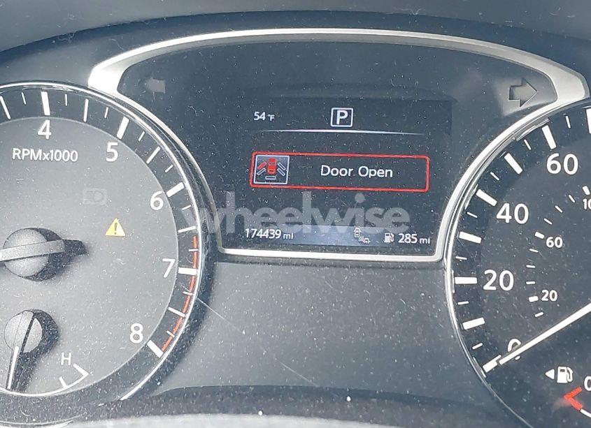 Photo 16 of 2017 Nissan Pathfinder SL (VIN 5N1DR2MNXHC603746)