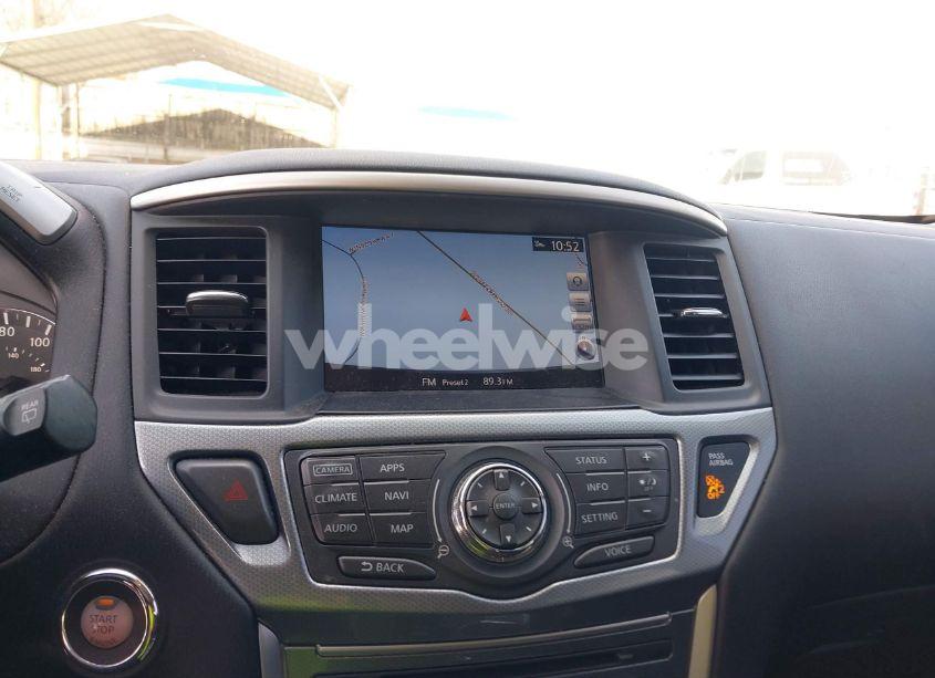 Photo 18 of 2017 Nissan Pathfinder SL (VIN 5N1DR2MNXHC603746)