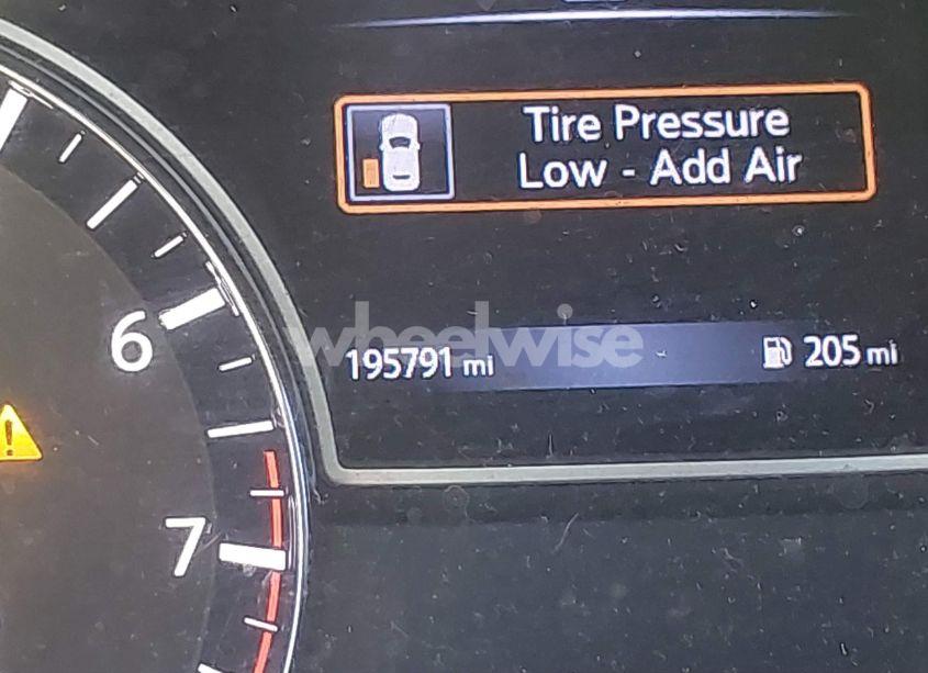 Photo 15 of 2017 Nissan Pathfinder SV (VIN 5N1DR2MNXHC626864)