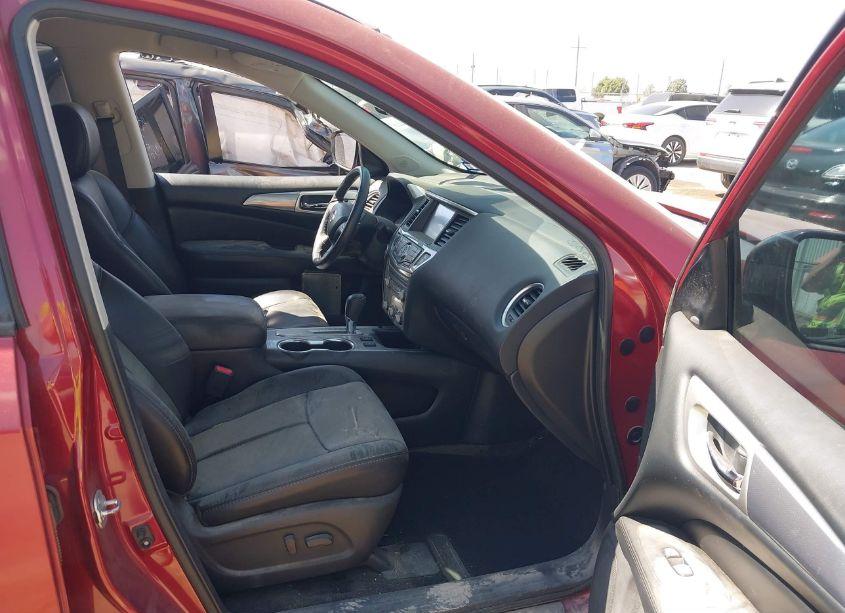Photo 5 of 2017 Nissan Pathfinder SL (VIN 5N1DR2MNXHC632843)