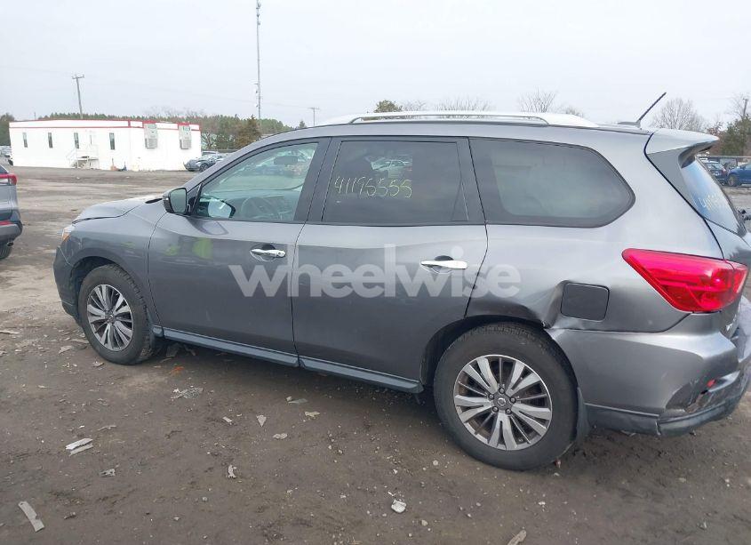 Photo 14 of 2017 Nissan Pathfinder S (VIN 5N1DR2MNXHC691424)