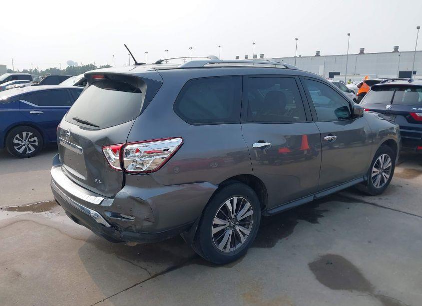 Photo 4 of 2017 Nissan Pathfinder SL (VIN 5N1DR2MNXHC901942)