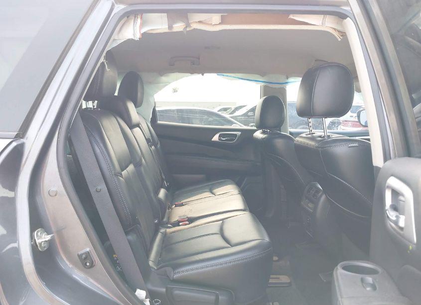Photo 8 of 2017 Nissan Pathfinder SL (VIN 5N1DR2MNXHC901942)