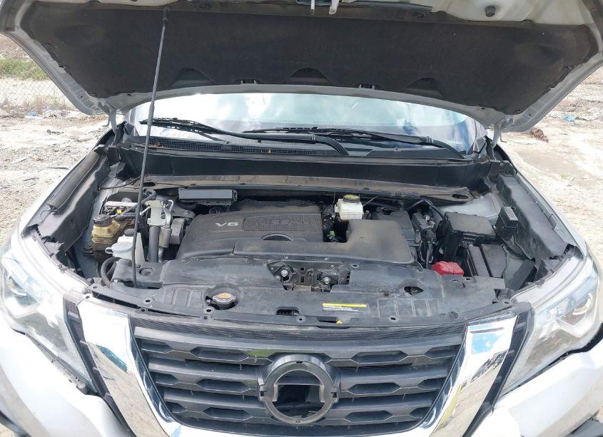 Photo 10 of 2017 Nissan Pathfinder SV (VIN 5N1DR2MNXHC904100)