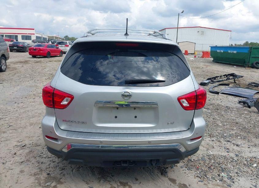 Photo 16 of 2017 Nissan Pathfinder SV (VIN 5N1DR2MNXHC904100)