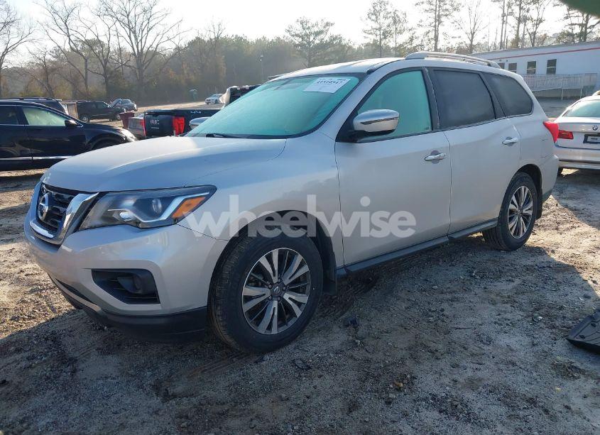 Photo 2 of 2017 Nissan Pathfinder S (VIN 5N1DR2MNXHC905960)