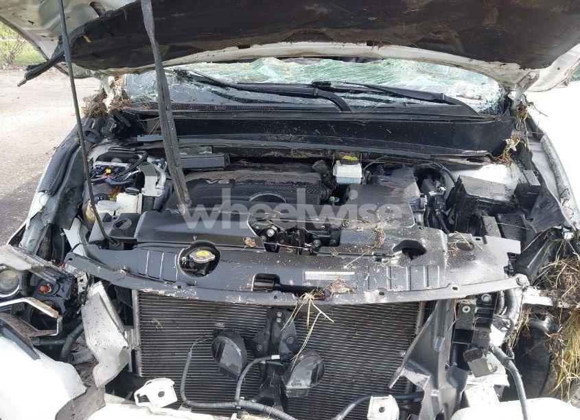 Photo 10 of 2018 Nissan Pathfinder SV (VIN 5N1DR2MNXJC624702)