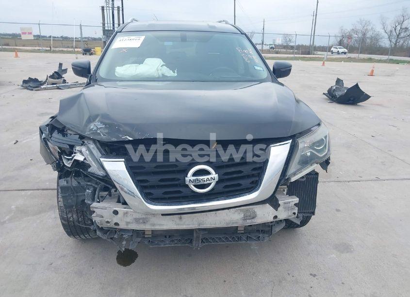 Photo 11 of 2018 Nissan Pathfinder S (VIN 5N1DR2MNXJC625879)