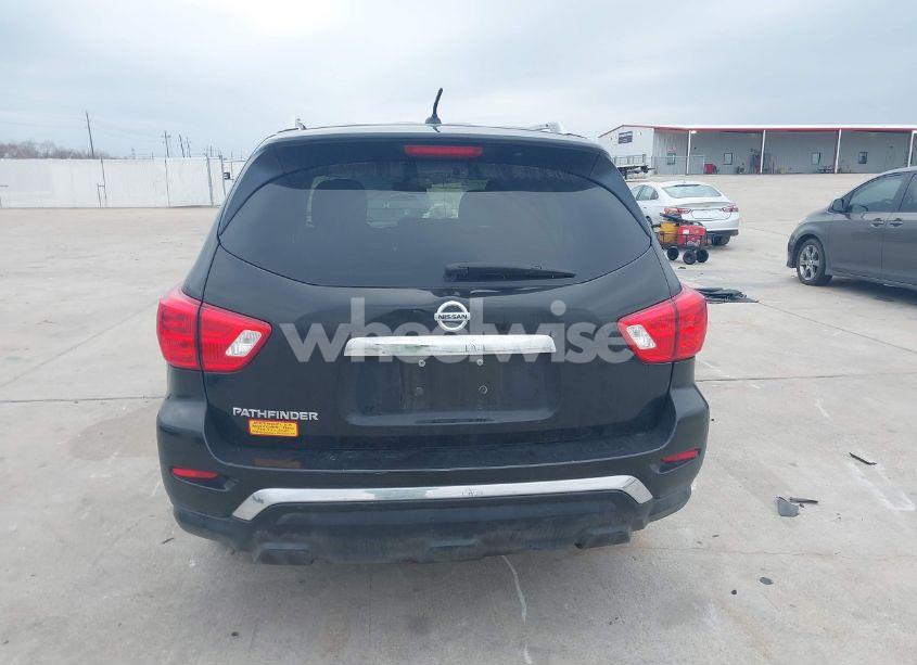 Photo 15 of 2018 Nissan Pathfinder S (VIN 5N1DR2MNXJC625879)