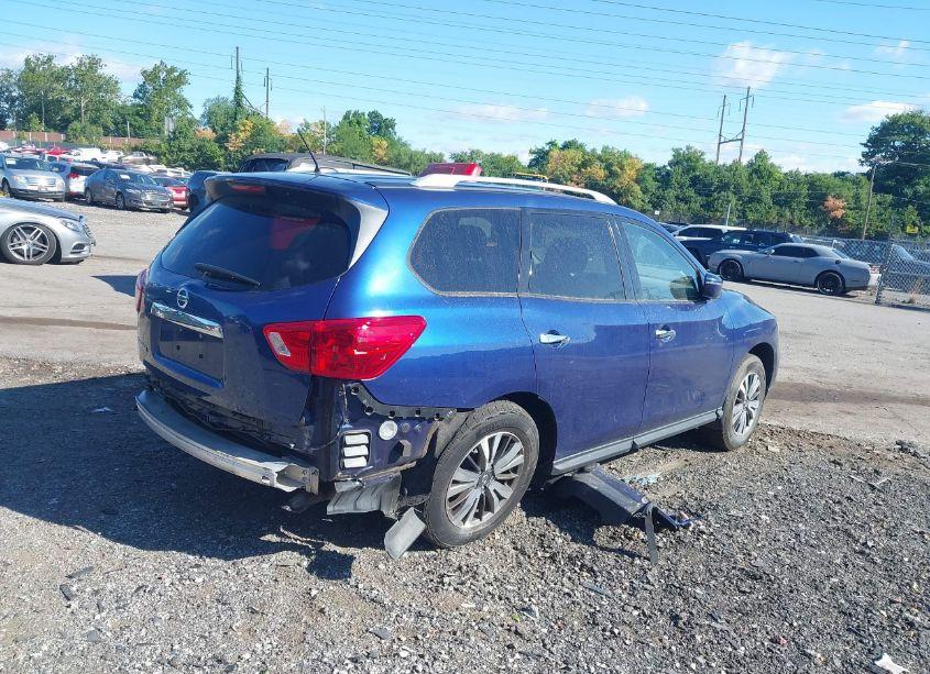 Photo 4 of 2018 Nissan Pathfinder S (VIN 5N1DR2MNXJC658476)