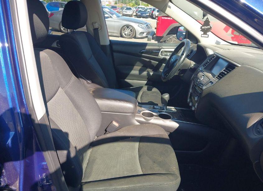 Photo 5 of 2018 Nissan Pathfinder S (VIN 5N1DR2MNXJC658476)
