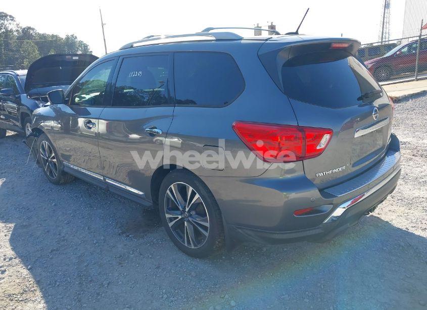 Photo 3 of 2018 Nissan Pathfinder PLATINUM (VIN 5N1DR2MNXJC665900)