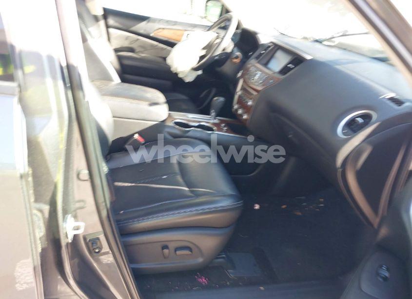 Photo 5 of 2018 Nissan Pathfinder PLATINUM (VIN 5N1DR2MNXJC665900)