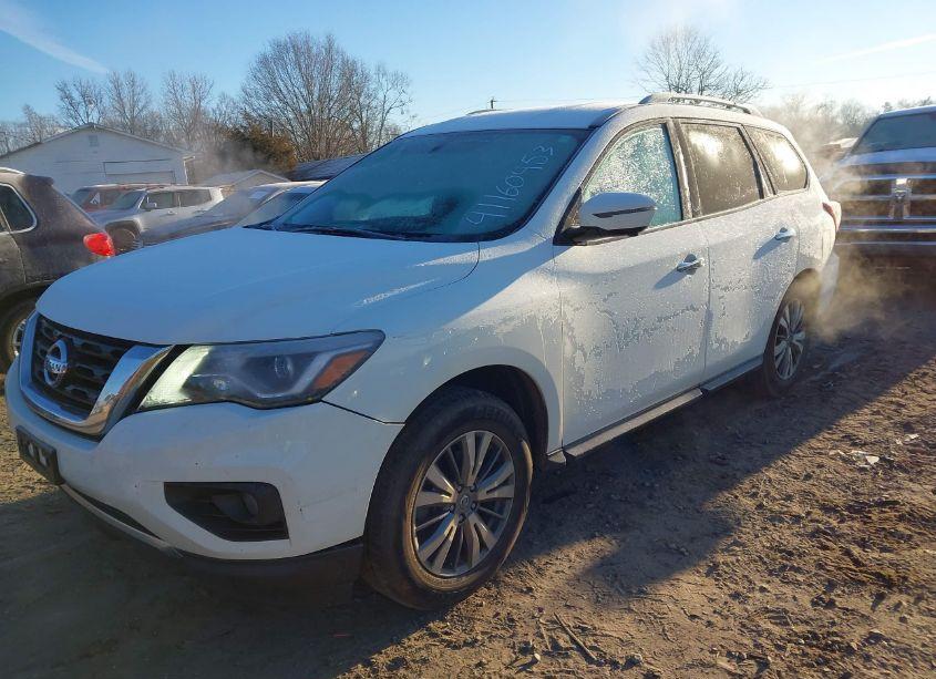 Photo 2 of 2019 Nissan Pathfinder SL (VIN 5N1DR2MNXKC606430)
