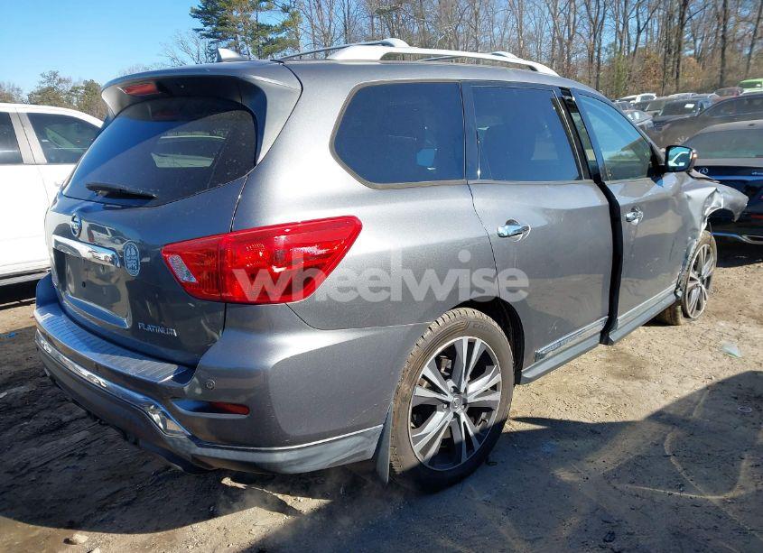 Photo 4 of 2019 Nissan Pathfinder PLATINUM (VIN 5N1DR2MNXKC627178)