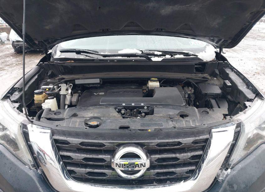 Photo 10 of 2019 Nissan Pathfinder SV (VIN 5N1DR2MNXKC627469)