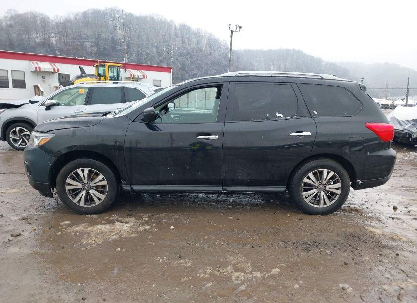 Photo 14 of 2019 Nissan Pathfinder SV (VIN 5N1DR2MNXKC627469)