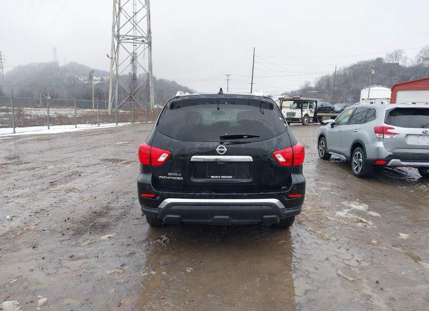 Photo 16 of 2019 Nissan Pathfinder SV (VIN 5N1DR2MNXKC627469)
