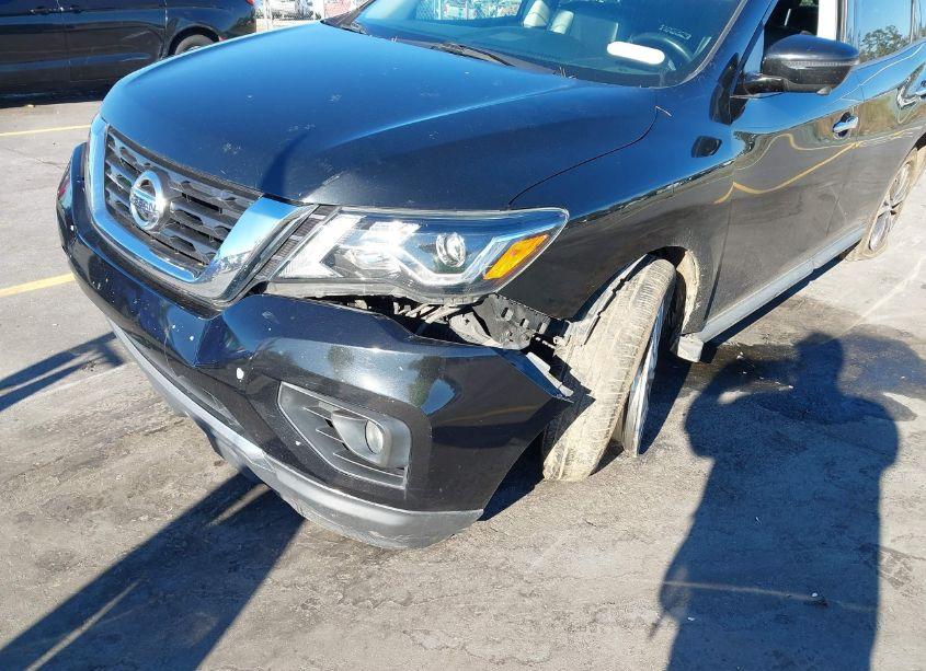 Photo 6 of 2019 Nissan Pathfinder SL (VIN 5N1DR2MNXKC633322)