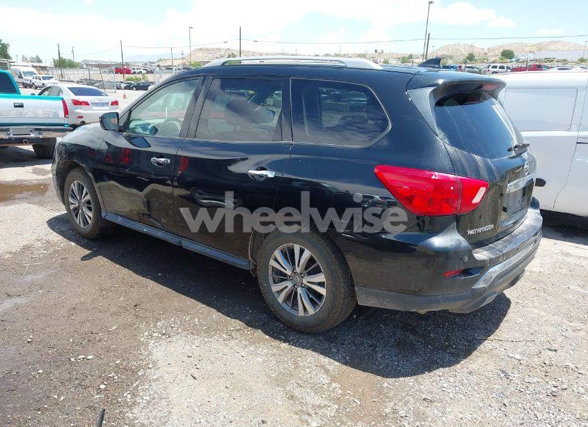 Photo 3 of 2019 Nissan Pathfinder S (VIN 5N1DR2MNXKC644515)
